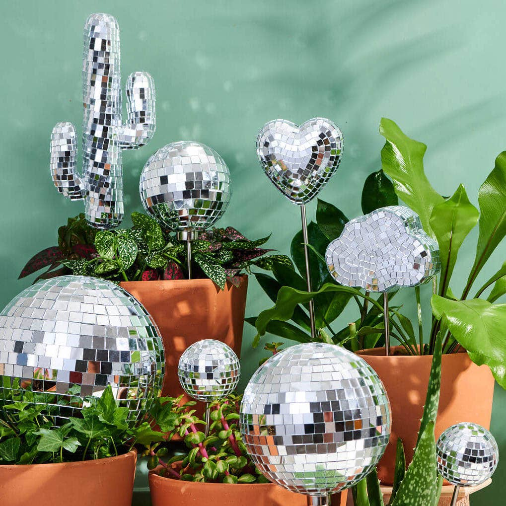 Disco Heart Plant Stake