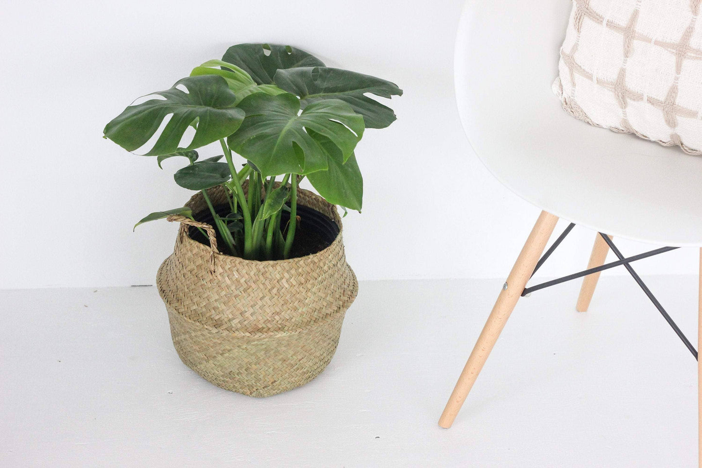 Woven Seagrass Belly Basket Planter