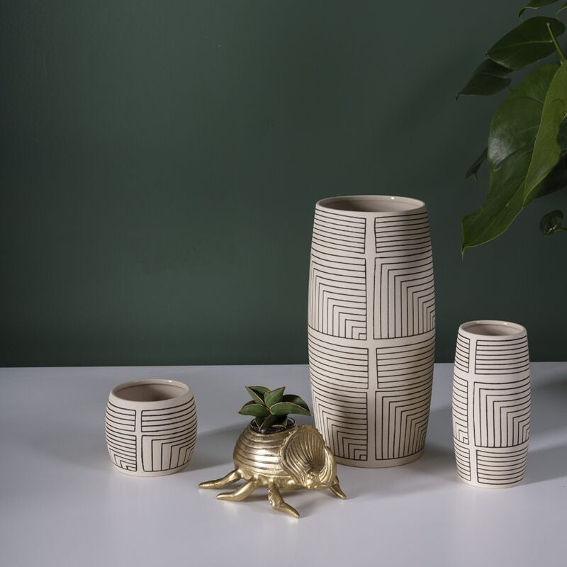 Golden Scarab Pot